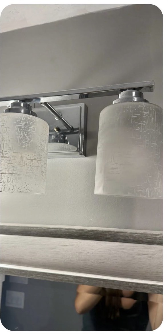 Light fixture